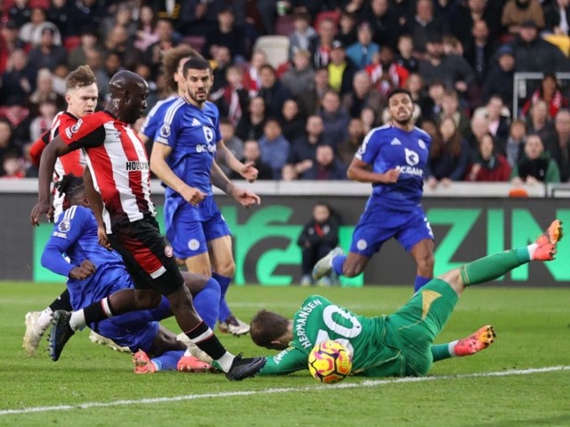 Nhận định Leicester đấu với Brentford, 3h ngày 22/2: Cơ hội "thoát hiểm"